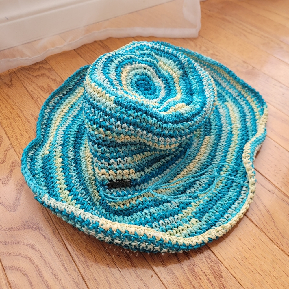 Handmade Crochet Wide Brim Sun Hat - Teal & Cream